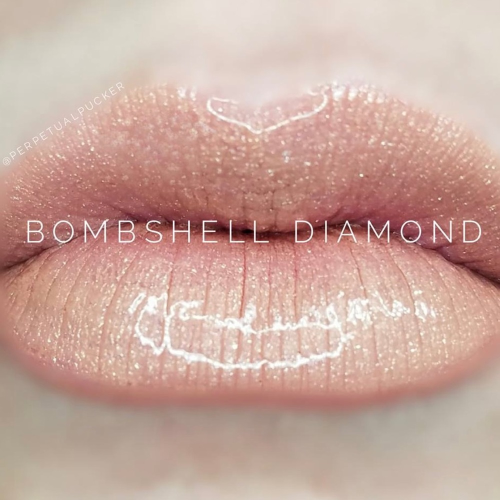Bombshell diamond lip sense